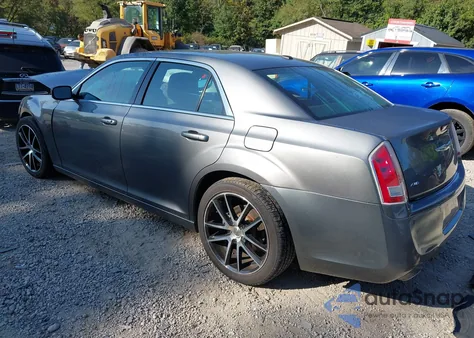 2012 Chrysler 300 S V8 z USA, uszkodzony, nr VIN 2C3CCAJT7CH262105
